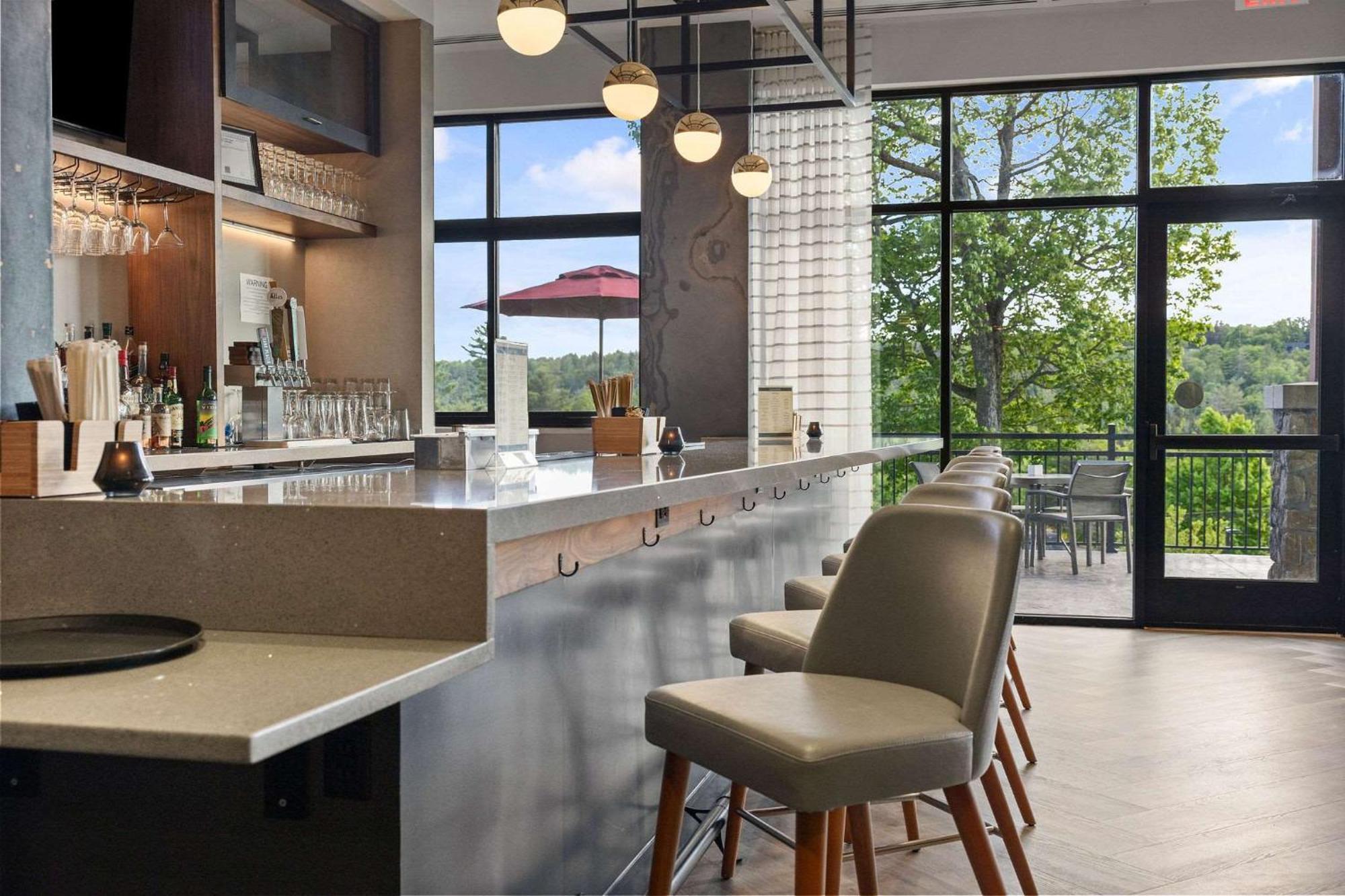 Cambria Hotel Lake Placid - Lakeside Resort מראה חיצוני תמונה