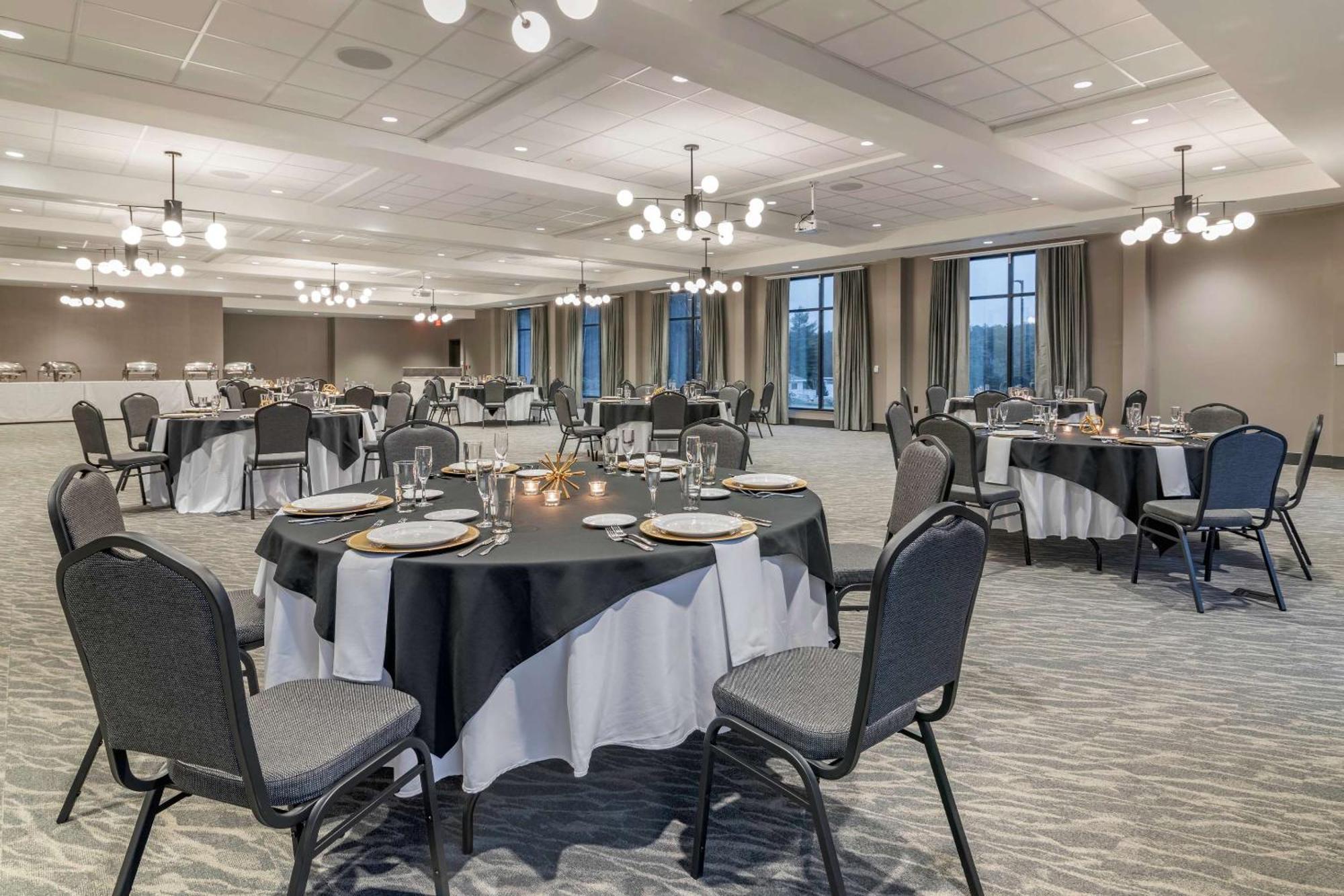 Cambria Hotel Lake Placid - Lakeside Resort מראה חיצוני תמונה