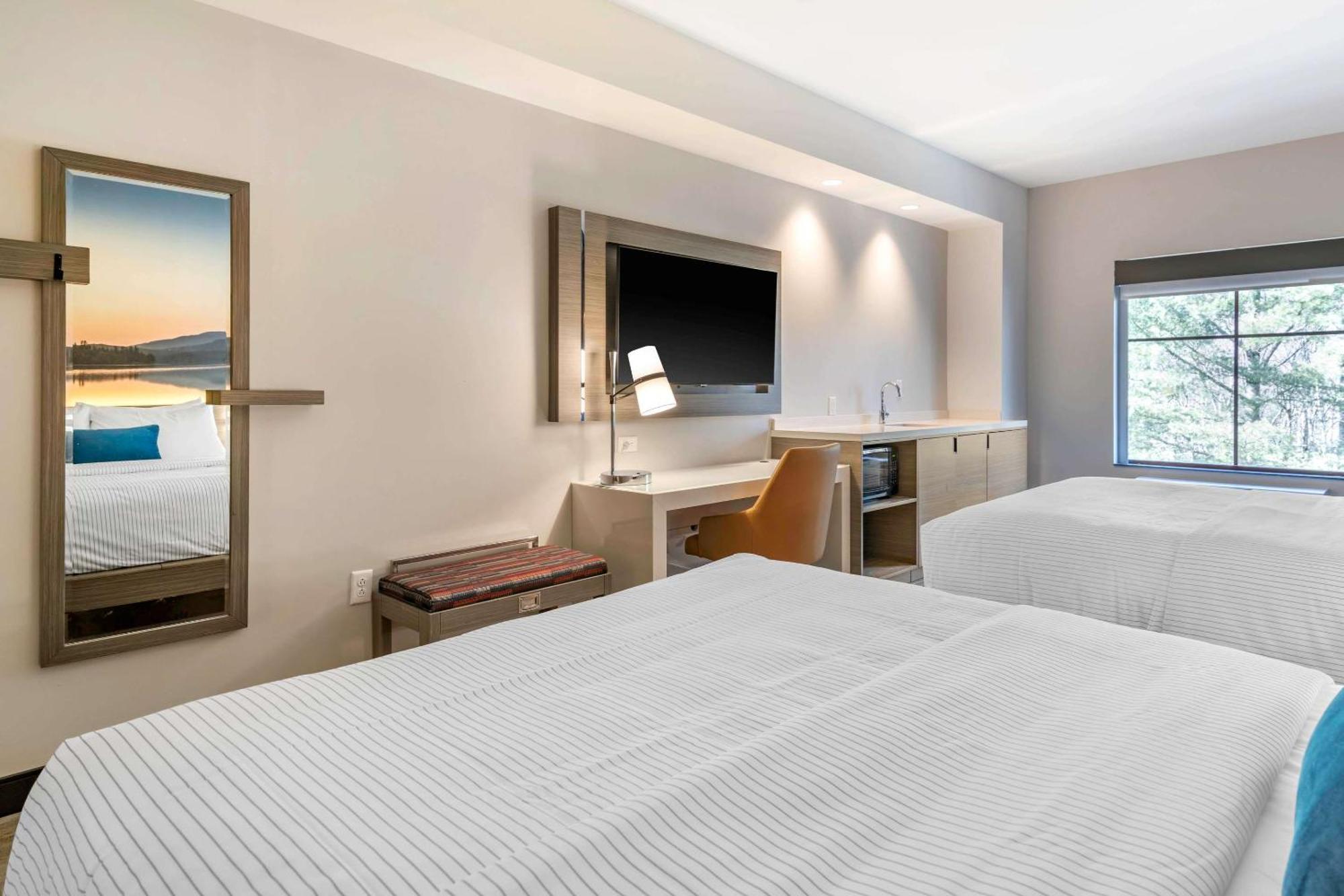 Cambria Hotel Lake Placid - Lakeside Resort מראה חיצוני תמונה