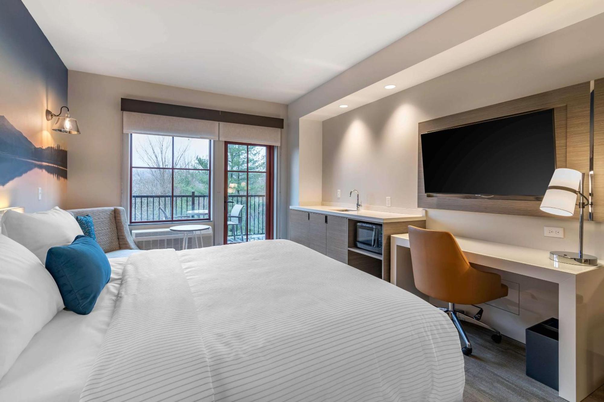 Cambria Hotel Lake Placid - Lakeside Resort מראה חיצוני תמונה