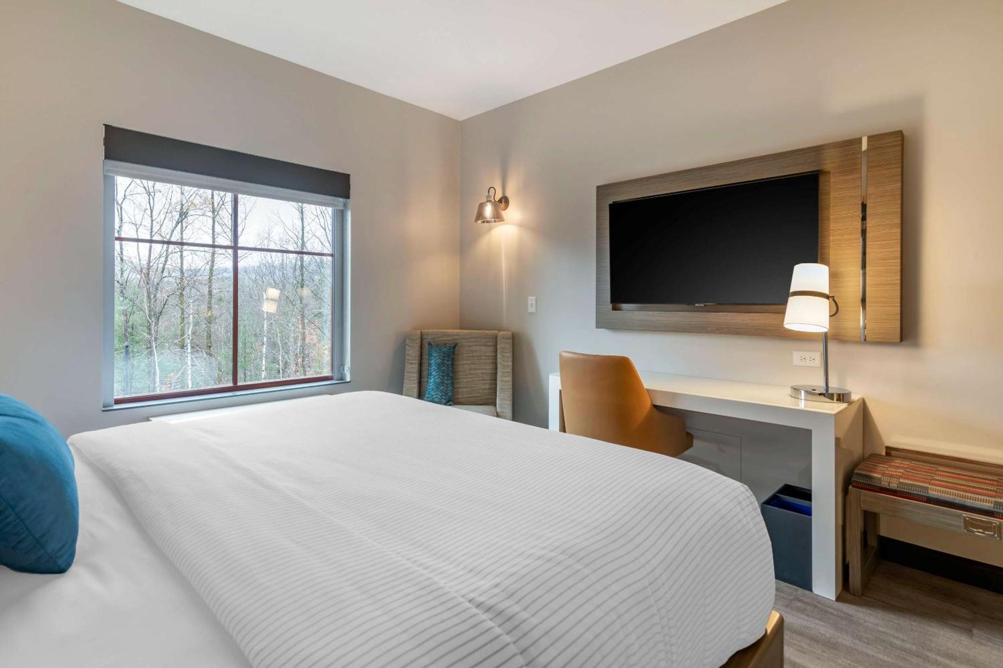 Cambria Hotel Lake Placid - Lakeside Resort מראה חיצוני תמונה