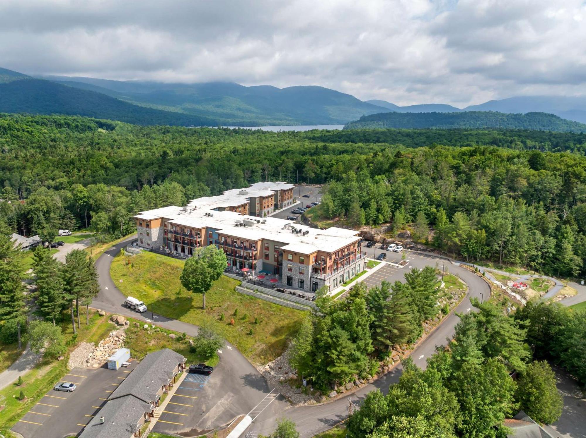 Cambria Hotel Lake Placid - Lakeside Resort מראה חיצוני תמונה