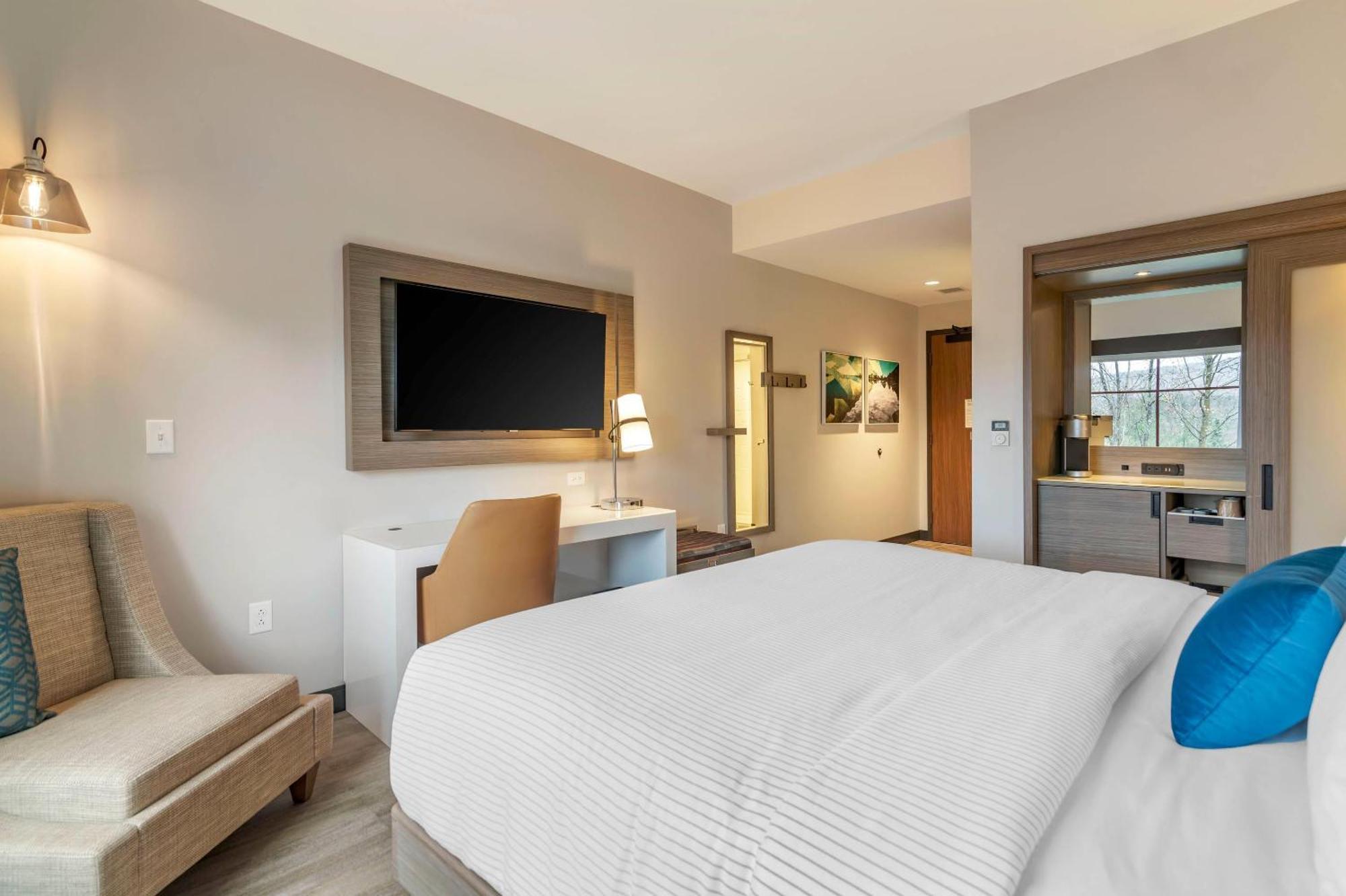 Cambria Hotel Lake Placid - Lakeside Resort מראה חיצוני תמונה