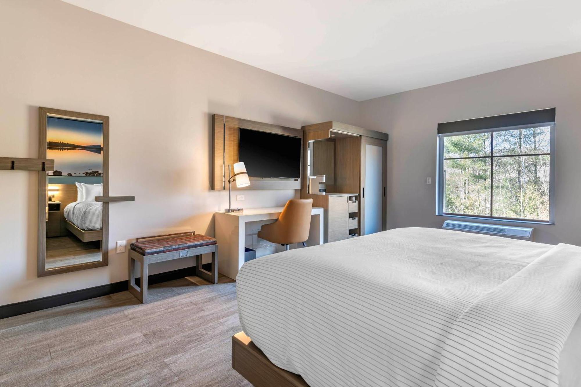 Cambria Hotel Lake Placid - Lakeside Resort מראה חיצוני תמונה